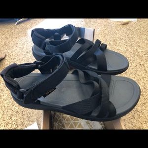 Women’s Teva sandborn sandal